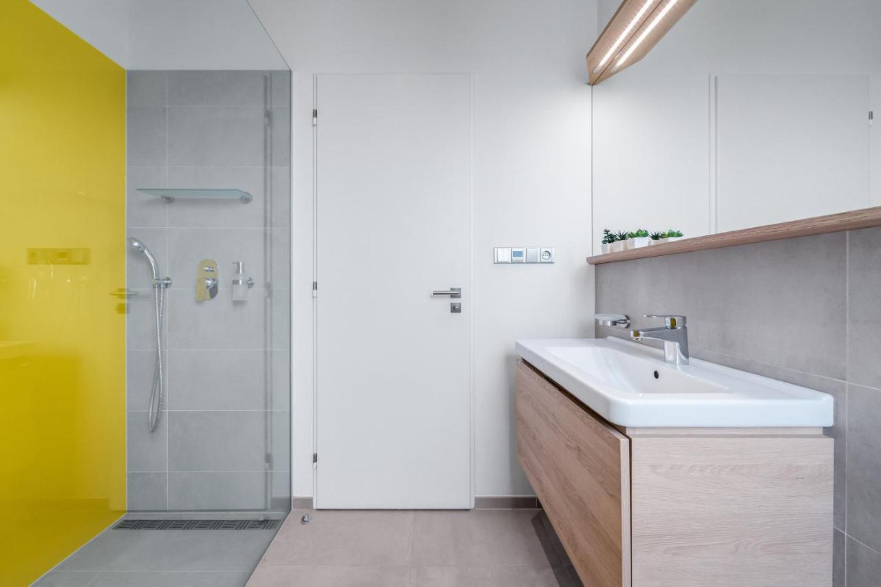 Apartmany Hradecek Mlade Buky Exterior photo